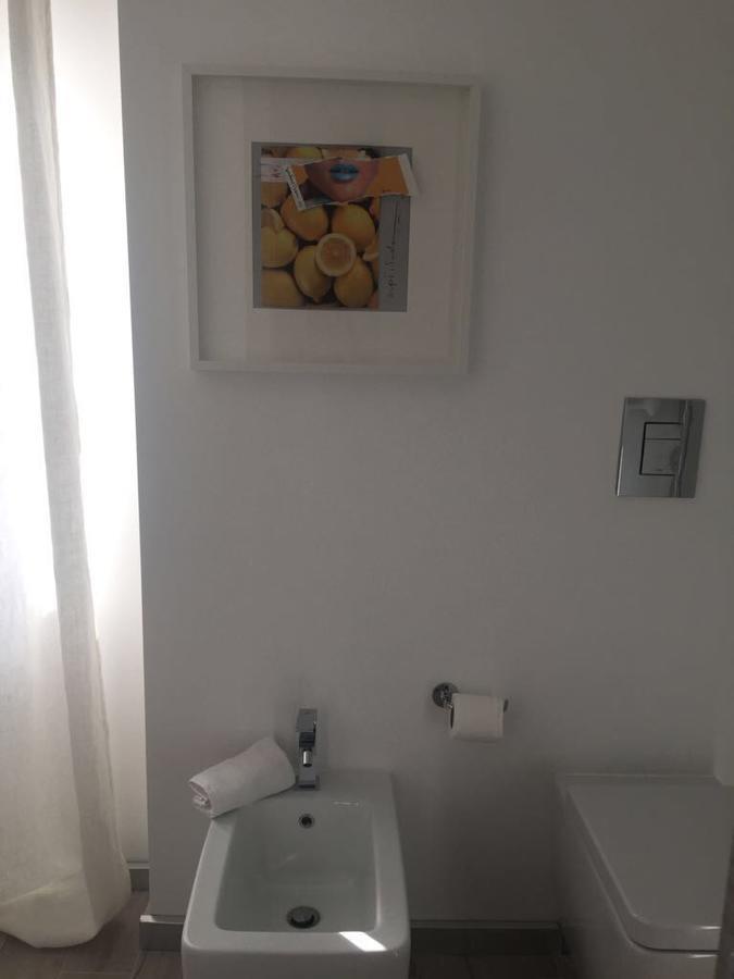 B&B Piazza Marconi Manfredonia Bagian luar foto