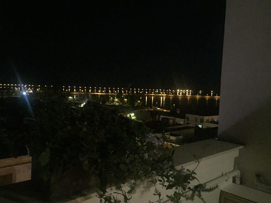 B&B Piazza Marconi Manfredonia Bagian luar foto